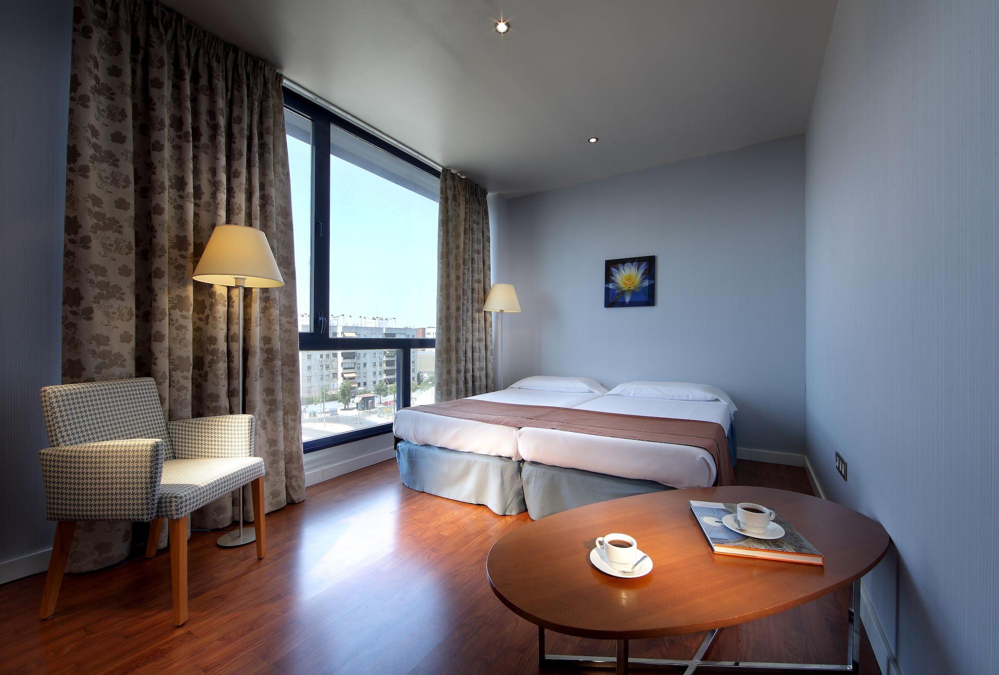 Exe Sevilla Palmera Екстериор снимка