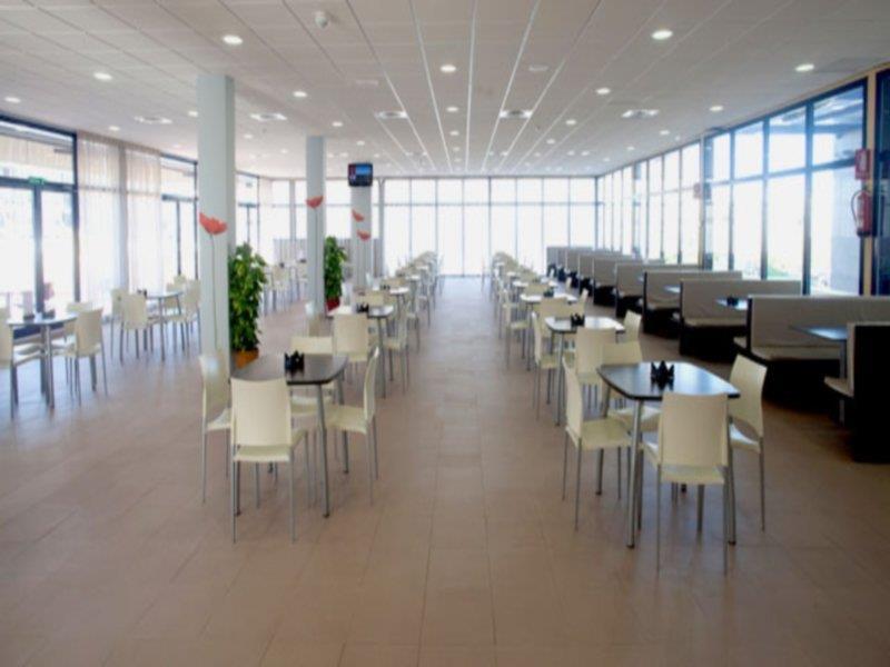 Exe Sevilla Palmera Екстериор снимка